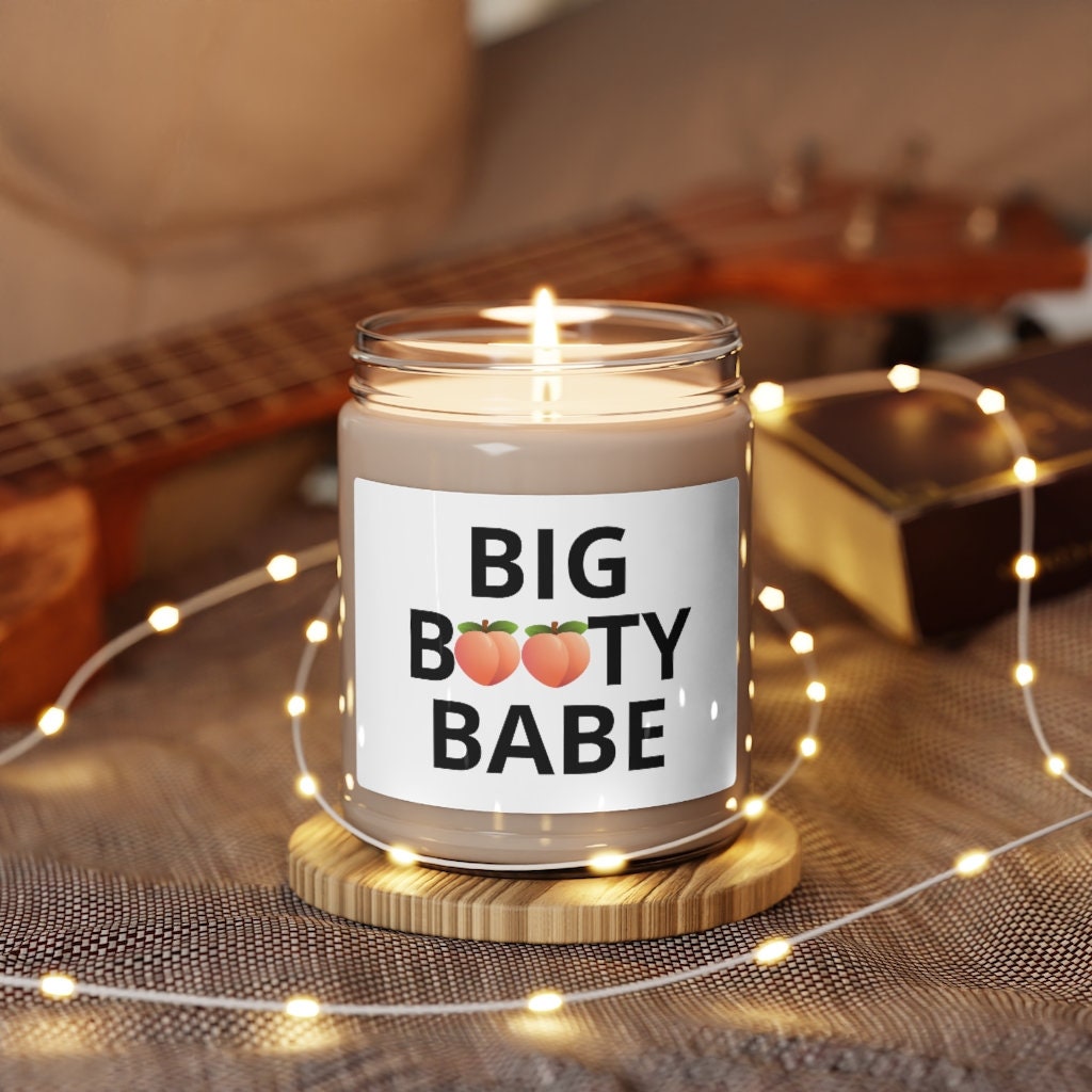 Big Booty Babe Peach Big Butt Scented Soy Candle, 9oz